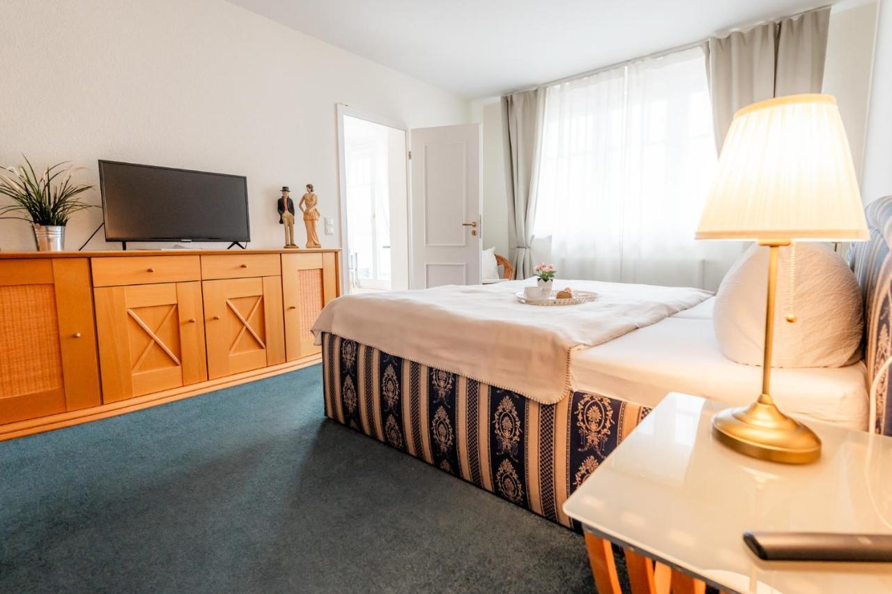 Apartment Duene Mit Grosser Sonnenterrasse, Kamin, Wlan Und Tiefgarage Fuer 2-4 Personen Kuehlungsborn