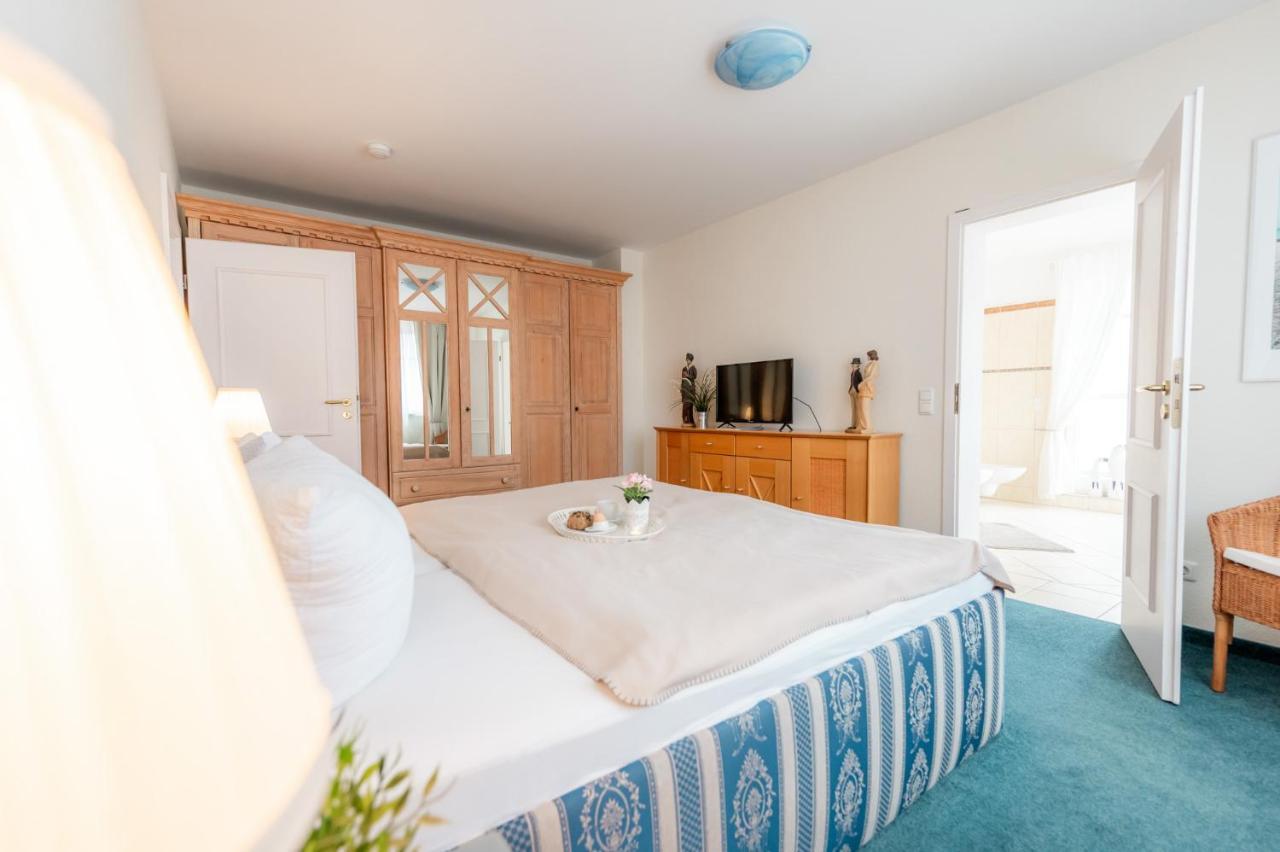 Apartment Duene Mit Grosser Sonnenterrasse, Kamin, Wlan Und Tiefgarage Fuer 2-4 Personen Kuehlungsborn